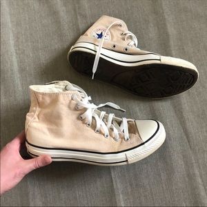 Converse All Star High Tops Women’s 9